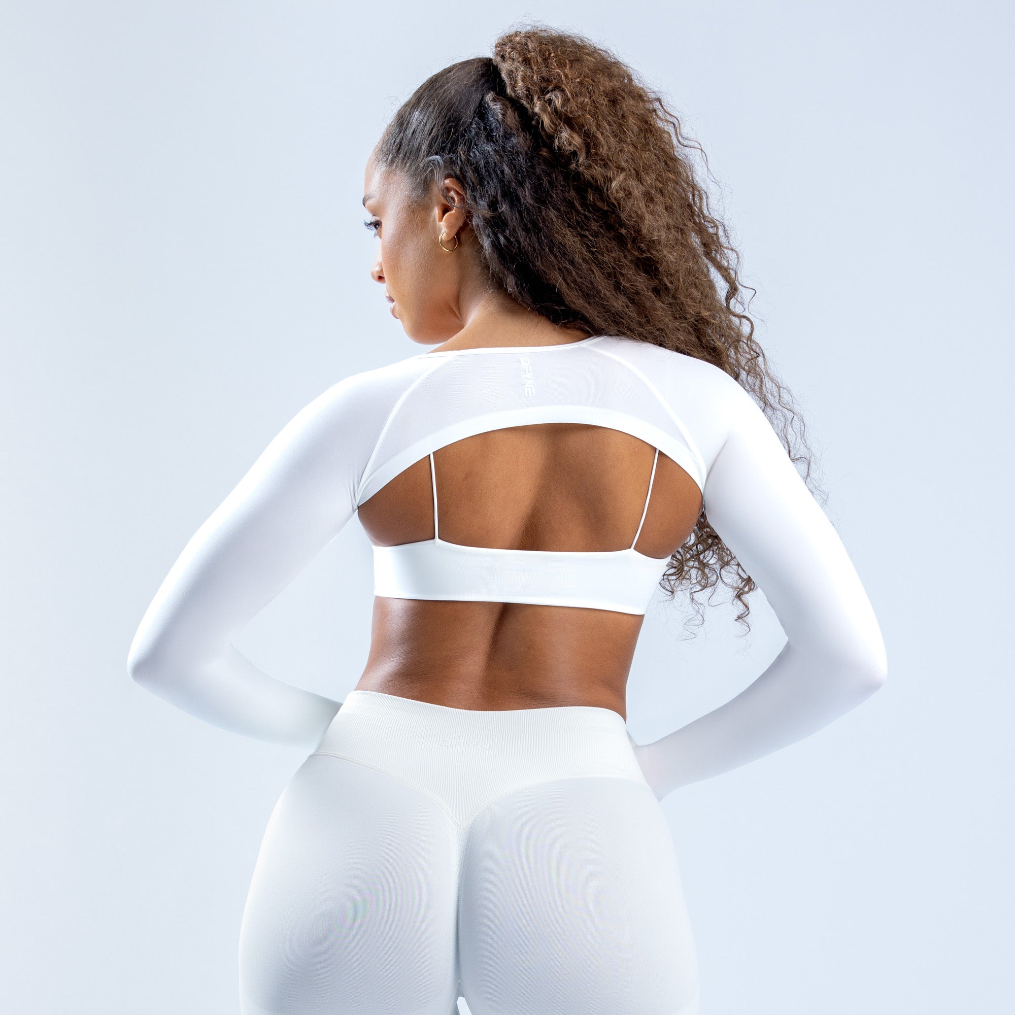 DFYNE Defy Long Sleeve Shrug Női Fehér | 65418-WXLF