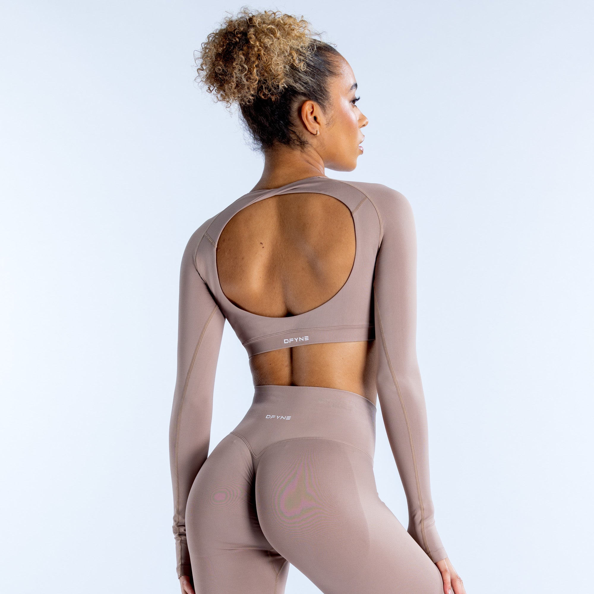 DFYNE Dynamic Long Sleeve Crop Felső Női Bézs | 29130-LGTR
