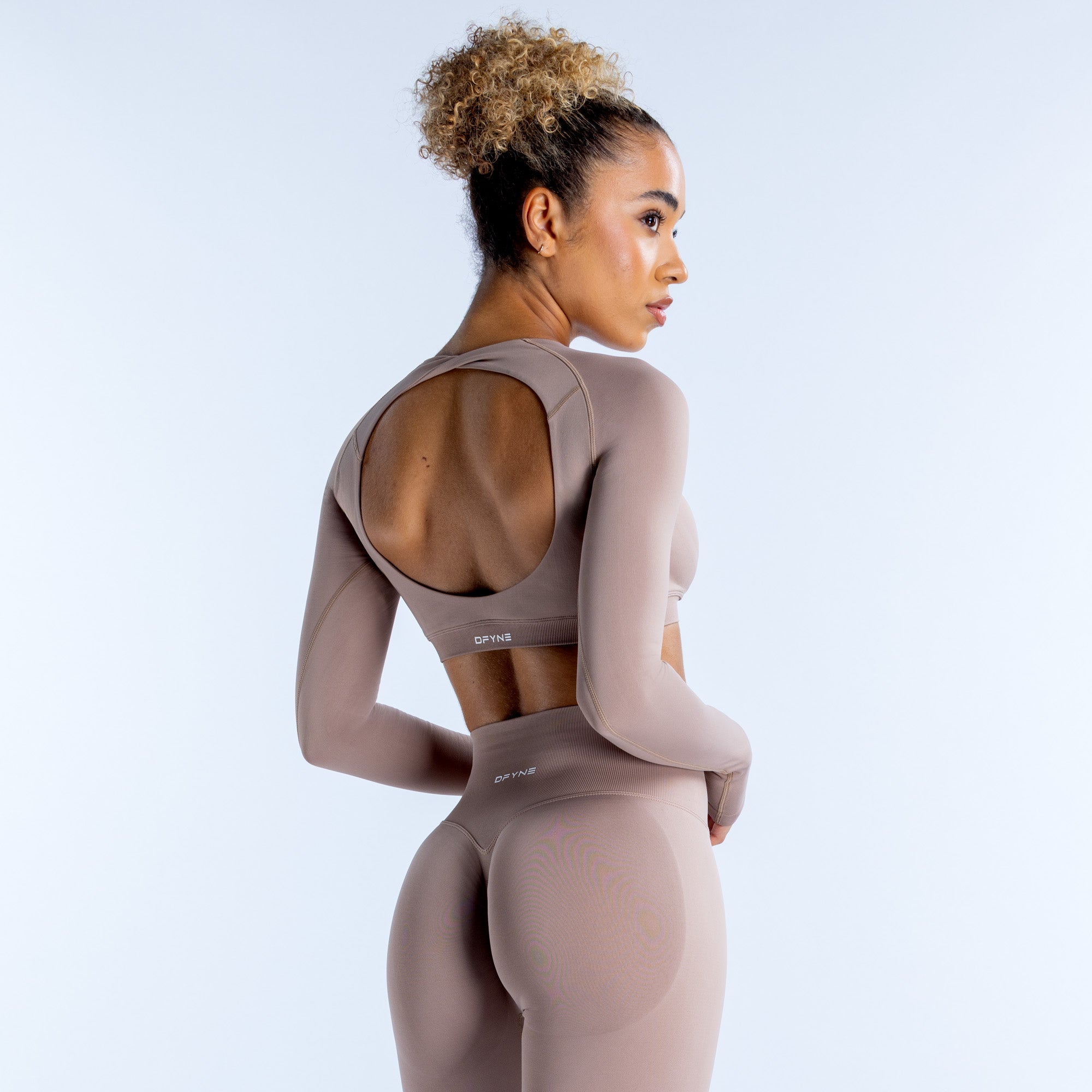 DFYNE Dynamic Long Sleeve Crop Felső Női Bézs | 29130-LGTR