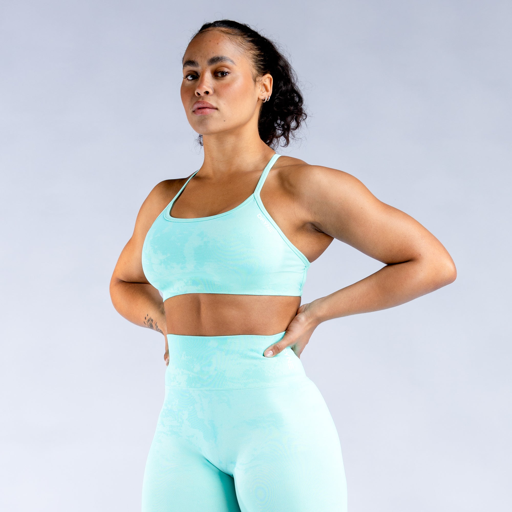 DFYNE Dynamic Mist Backless Sport Melltartó Női Menta Fehér | 49785-IKRB
