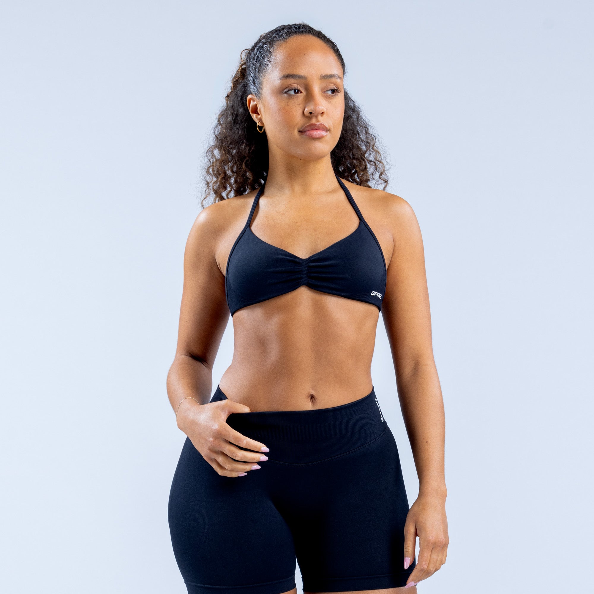 DFYNE Impact Strappy Sport Melltartó Női Fekete | 74960-QEOR