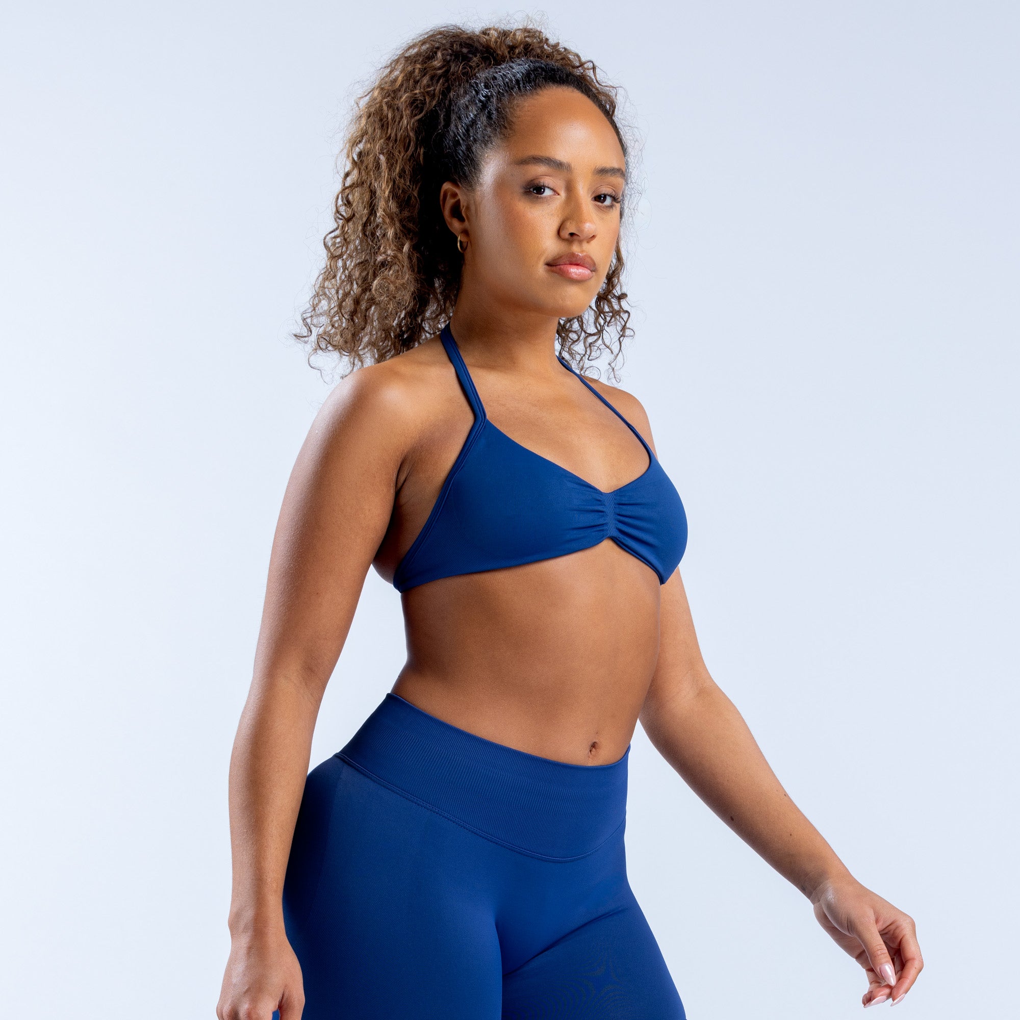 DFYNE Impact Strappy Sport Melltartó Női Kék | 04261-RDNU