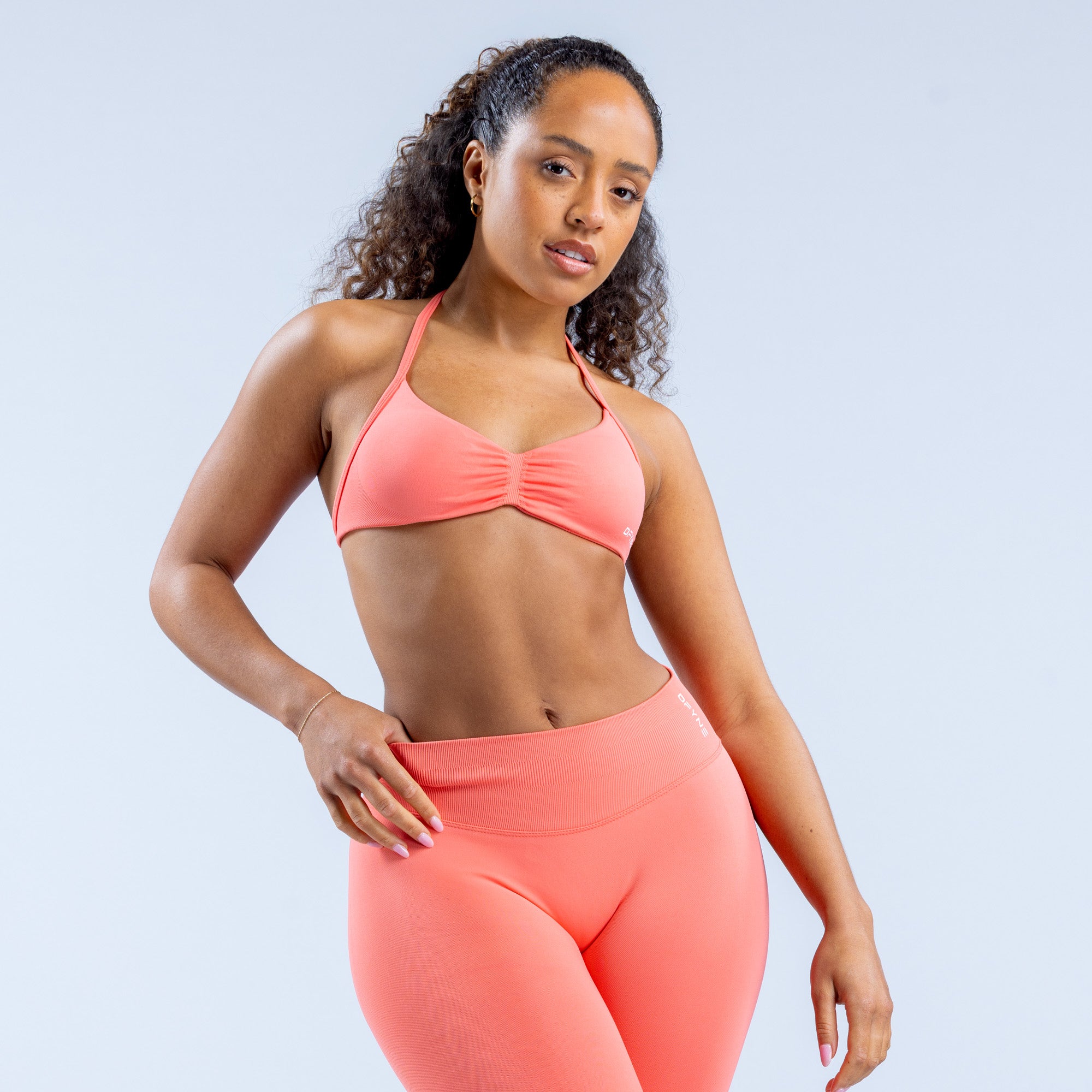 DFYNE Impact Strappy Sport Melltartó Női Korall | 04532-ANLO
