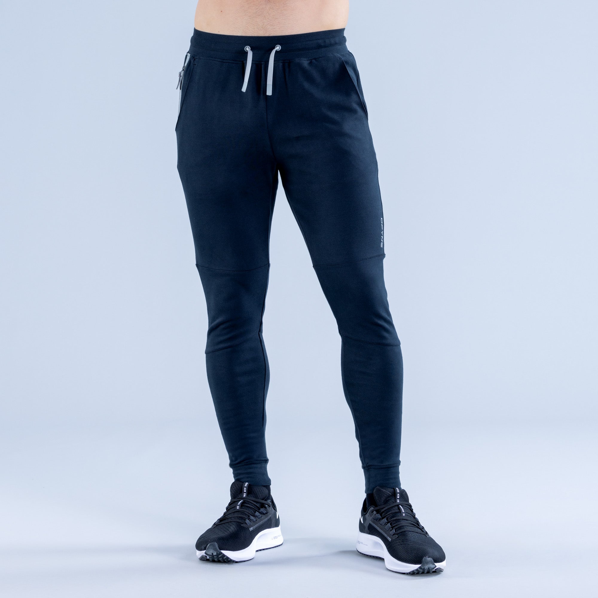 DFYNE Stealth Tapered Jogger Nadrág Férfi Fekete | 27493-NSPX